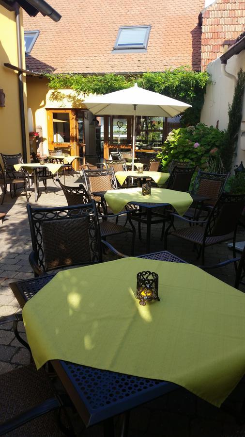 Ellenbergs Restaurant & Hotel Hessheim Zewnętrze zdjęcie